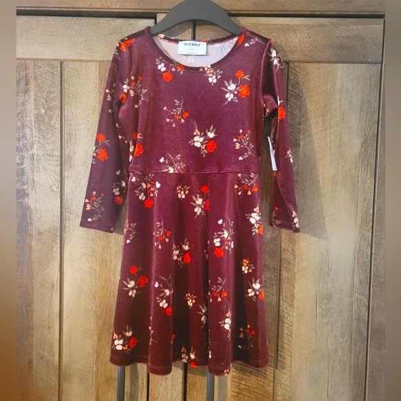 Long Sleeve Red Dress (kids 6-7) - Picture 1 of 8